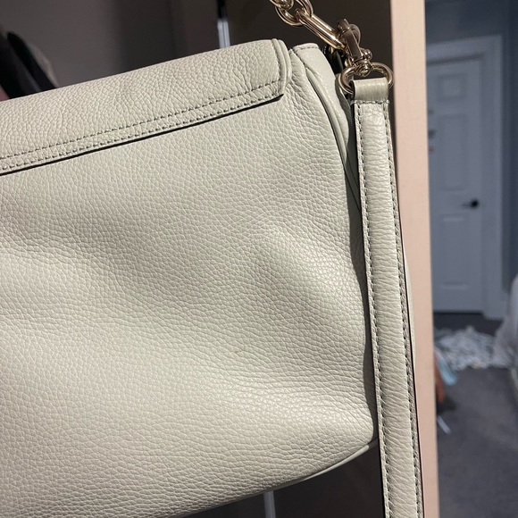 Kate Spade Purse - Picture 3 of 8